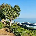 Beachside 5-bed With Private Pool *