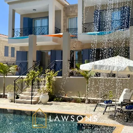 Willa Beachside 5-bed With Private Pool *