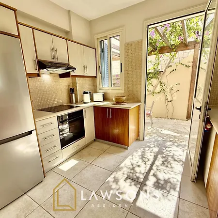 Villa Beachside 5-bed With Private Pool Neo Chorio