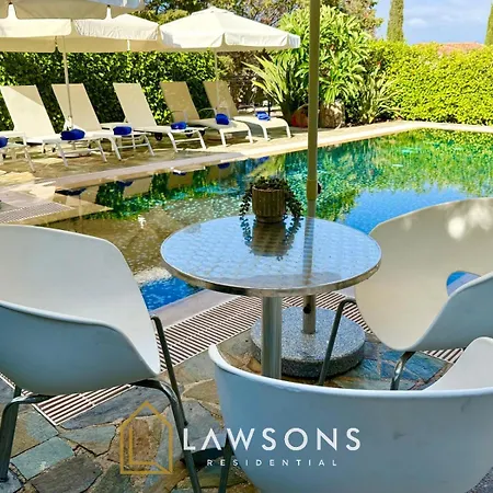 Beachside 5-bed With Private Pool * Neo Chorio
