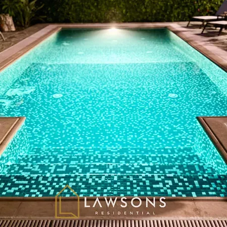 Beachside 5-bed With Private Pool Willa *