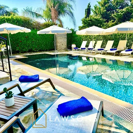 Willa Beachside 5-bed With Private Pool *
