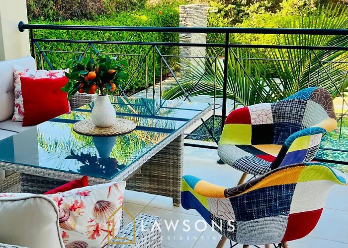 Beachside 5-bed With Private Pool * Neo Chorio