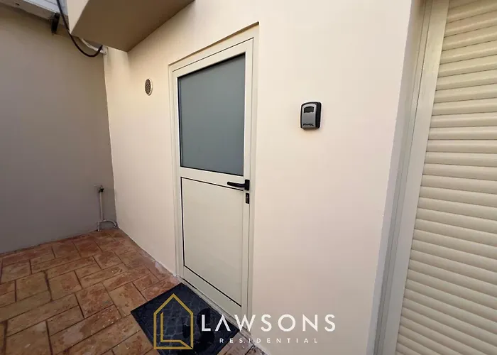 Vila Beachside 5-bed With Private Pool *