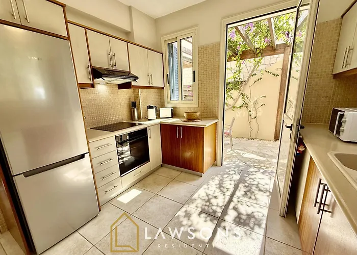 Vila Beachside 5-bed With Private Pool Neo Chorio